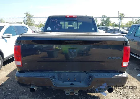 2012 Ram 1500 Sport из США, поврежденный, VIN 1C6RD7MT6CS128073
